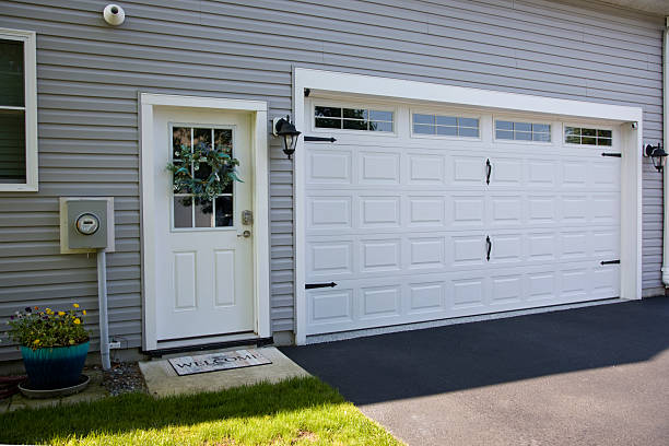 24/7 Emergency Garage Door Panel Replacement experts in Budd Lake, NJ